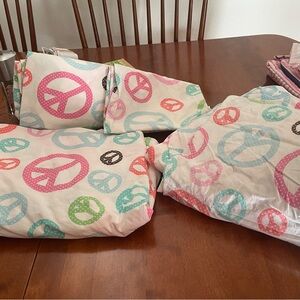 Pottery Barn Teen Multicolor Bedding Set-Full size